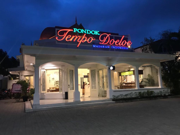 Tempat Makan Enak di Surabaya, Tempat Makan Berupa Cafe di Surabaya, Tempat Wisata di Surabaya , Oleh-oleh Khas Surabaya , Makanan Khas Surabaya 