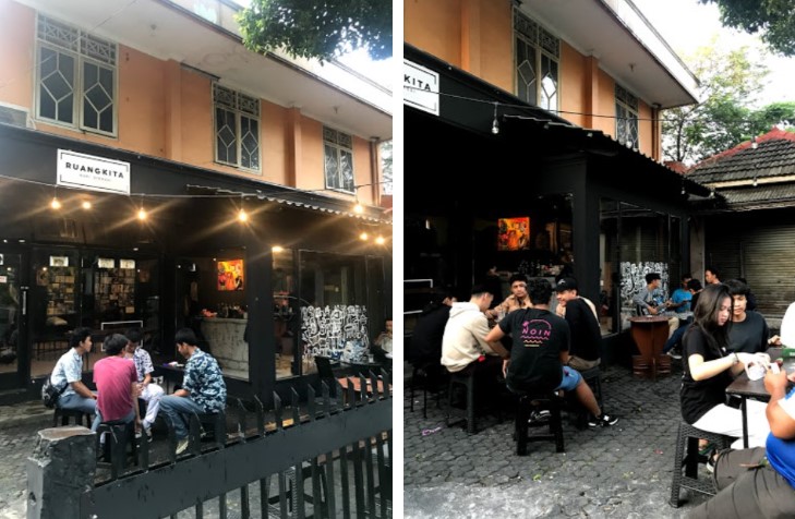 Ruang Kita Coffee - 49 Cafe di Tebet yang Hits & Instagramable, Asyik Buat Nongkrong, 1. Fat Bubble Tebet , 2. Nasi Goreng Mafia, 3. Frenchie Tebet, 4. Taco Cantina, 5. Kavarna Grill & Coffee, 6. Fish Bomber Seafood Cafe, 7. Tebet 39, 8. Comic Cafe, 9. Ground Up Delicatessen, 10. Kopi Nako, 11. Selawaktu Coffee, 12. Sekedar Kopi, 13. Orka Coffee, 14. Kopi Gelas Kedua, 15. Ren Coffee and Eatery, 16. Kopi Lima Detik, 17. Saturasi Kopi, 18. Relung Kopi, 19. Ben Kopi, 20. Colony Coffee & Resto Tebet, 21. My Coffee Tebet, 22. D’Bubbles Shisha Cafe Tebet, 23. Cafe Tebet 27 – RESTO and SHISHA, 24. Sleepless Owls, 25. Kopikina Coffee Roaster, 26. Coffite, 27. MUG Coffee Tebet, 28. Cerita COFFEE, 29. Darling Habit Bake & Butter, 30. Gora Coffee & Eatery Tebet, 31. Kopi Buntu, 32. STUDIO COFFEE JKT, 33. Kopi Kotak Tebet, 34. TORAJA COFFEE HOUSE, 35. KOPIMANA27, 36. Kopi Nako Tebet, 37. D’Connected Café, 38. Journey Coffee, 39. Rocketz Cafe, 40. KOPILOJIK, 41. Baristocrate Coffee & Things, 42. Coffee and Couple Cafe Tebet, 44. Ninety Degrees Coffee, 45. Point Coffee, 46. Dua Coffee @Tebet, 47. Sang Cafe Jakarta, 48. Ruang Kita Coffee, 49. Kedjora Coffee Tebet