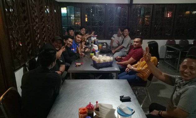 Soto Bangkong, 1. Eling Bening, 2. Nestcology Land of Gastronomy, 3. Rice and Shine, 4. Sop Iwak (Sowak), 5. Sate Taichan Naga, 6. Waroeng Semawis, 7. Angkringan Ampiran 3, 8. Mangut Welut Warung Bu Nasima, 9. Bebek Goreng Pak Thori, 10. Soto Bangkong, 11. TCO Resto Steak and Seafood, 12. Gulai Kepala Ikan Pak Untung, 13. Gudeg Abimanyu, 14. Pujasera Simpang Lima, 15. Toko Oen, 16. Nasi Kucing Pak Gik, 17. Pesta Keboen, 18. Gama Ikan Bakar dan Seafood, 19. Gama Candi Resto, 20. KoenoKoeni Café Gallery, 21. White Rabbit Dessert, 22. Nasi Ayam Bu Widodo, 23. Kedai Beringin, 24. Ikan Bakar Cianjur, 25. Kampoeng Menara Resto, 26. Hanamasa, 27. Social Canteen, 28. Rustico Kitchen and Bar, 29. Mie Clubbing, 30. Met Duck Brunch & Dinner, 31. Itik Emas Resto, 32. The Salt Resto and Bar, 33. Seven Bistro & Cafe, 34. Sambal Sereh, 35. Richeese Factory, 36. Food Court Java Mall, 37. Seoul Palace, 38. Menur Bistro, 39. Stove Syndicate, 40. Warung Makan Mbok Nah, 41. Sambel Angklo, 42. Grill on Resto, 43. Waroeng Kaligarong, 44. The Hills Dining Restaurant, 45. Kampung Laut, 46. Bowery & Eastman, 47. AtoZ Bar Wine & Brasserie, 48. Tandhok Ribs & Coffee, 49. Sate Sapi Pak Kempleng, 50. Carnivore Sky Bar & Grill, 51. Sky Line Lounge & Exclusive Dining