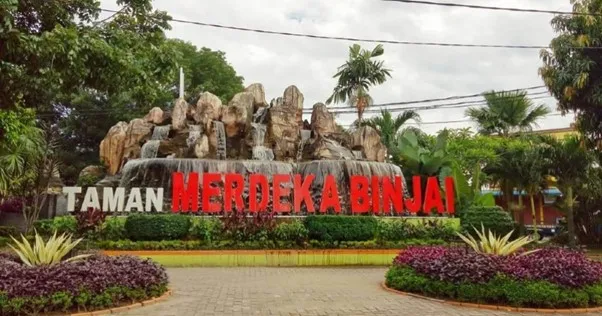 Taman Merdeka Kota Binjai, 1. Taman Selfie, 2. Taman Merdeka Kota Binjai, 3. Taman Bunga Celosia, 4. Taman Remaja Binjai, 5. Taman Balita Kota Binjai, 6. Taman Edukasi, 7. Taman Pujasera Binjai, 8. Taman PGRI Binjai