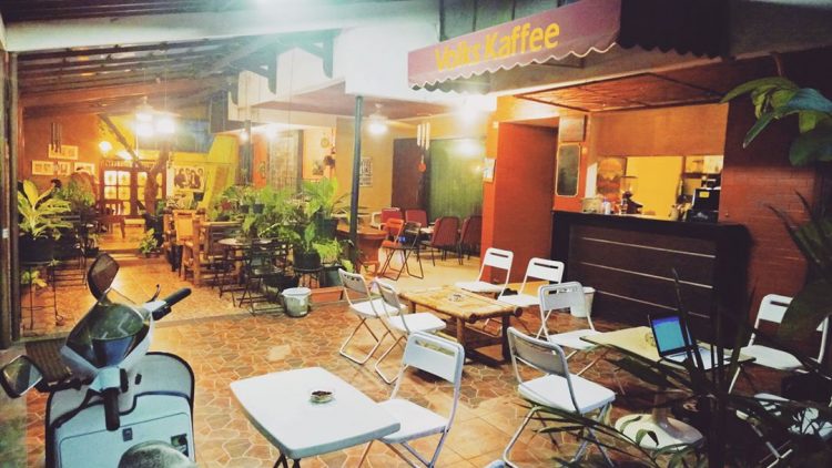 The Philocoffee via Qraved, Cafe Unik di Jakarta Timur, Cafe Unik di Jakarta Selatan, Cafe Unik di Jakarta Barat, Cafe Unik di Jakarta Pusat, Cafe Unik di Jakarta Utara, Cafe dengan Konsep Unik di Jakarta, Cafe Dekorasi Unik di Jakarta