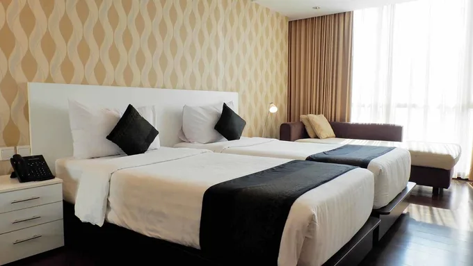 eL Hotel Royale