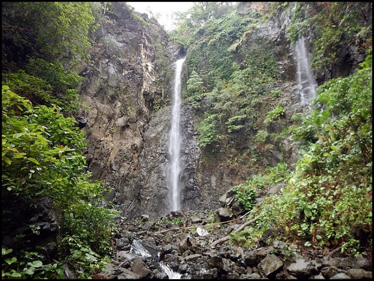Air Terjun Putri, 1. Pulau Bawean, 2. Pulau Noko, 3. Pantai Pulau Cina, 4. Pulau Noko Selayar, 5. Pantai Delegan, 6. Pantai Sukaoneng, 7. Pantai Ria, 8. Pantai Kuburan Panjang, 9. Pantai Labuhan, 10. Pantai Terosan, 11. Pantai Mayangkara, 12. Bukit Kapur Sekapuk, 13. Gunung Surowiti, 14. Air Terjun Laccar, 15. Air Terjun Patar Selamat, 16. Gua Gelang Agung, 17. Air Terjun Putri, 18. Telaga Ngipik, 19. Dynasty Water World, 20. Gua Giri Gajah, 21. Prasasti Gosari, 22. Masjid Agung Gresik, 23. Sendang Banyu Biru Lowayu, 24. Tempat Petilasan Sunan Kalijaga, 25. Tempat Wisata Adenium, 26. Hutan Mangrove Ujungpangkah, 27. Air Terjun Murtalaya, 28. Gua Langsih, 29. Danau Kastoba, 30. Bukit Jamur, 31. Bukit Kapur Suci, 32. Bukit Larangan, 33. Bukit Awan Waterpark, 34. Museum Sunan Giri, 35. Pemandian Air Panas Sangkapura, 36. Bendungan Gerak Sembayat, 37. Tanjung Gaang, 37. Penangkaran Rusa, 39. Kota Lama Gresik, 40. Kampung Kemasan Gresik, 41. Klenteng Kim Hin Kiong, 42. Situs Giri Kedaton & Makam Raden Supeno, 43. Makam Sunan Maulana Malik Ibrahim, 44. Bukit Bintang Gresik, 45. Alun Alun Gresik, 46. Wahana Ekspresi Poesponegoro, 47. Top View, 48. Lembing Kopeng, 49. Telaga Pegat, 50. Wisata Petik Buah Naga, 51. Pulau Mengare, 52. Makam Siti Fatimah, 53. Masjid KH Ahmad Dahlan, 54. Pantai Karang Kering, 55. Pulau Gili, 56. Makam Sunan Prapen, 57. Pantai Mombhul, 58. Mercusuar Dusun Bom Bawean, 1. Nasi Krawu Gresik, 2. Warung Apung Rahmawati, 3. Pucoki House, 4. Dynasty Resto and Cafe, 5. Veranda Cafe and Pasta House Gresik