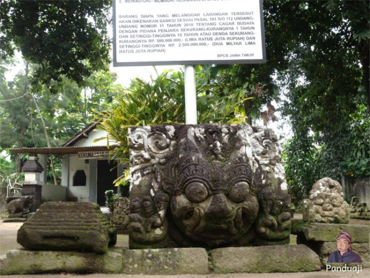Candi Mleri, 1. Kampung Coklat, 2. Taman Kebon Rojo, 3. Pantai Tambakrejo, 4. Pantai Pangi, 5. Perkebunan Teh Sirah Kencong, 6. Pantai Serang, 7. Blitar Park, 8. Petilasan Rambut Monte, 9. Candi Penataran, 10. Pantai Peh Pulo, 11. Goa Embultuk, 12. Candi Gambar Wetan, 13. Situs Arca Warak, 14. Candi Kotes, 15. Candi Sawentar, 16. Makam Bung Karno, 17. Istana Gebang, 18. Water Park Sumberudel, 19. Desa Wisata Semen, 20. Wisata Sejarah Monumen Trisula, 21. Penangkaran Rusa Maliran, 22. Agrowisata Karangsari Blitar, 23. Gunung Butak, 24. Pantai Gondo Mayit, 25. Air Terjun Coban Wilis, 26. Air Terjun Sirah Kencong, 27. Air Terjun Grenjeng, 28. Air Terjun Jurug Bening , 29. Objek Wisata Alam Pacuh, 30. Pantai Umbul Waru, 31. Curug dan Kedung Badrun, 32. Air Terjun Lawean, 33. Pantai Jolosutro, 34. Arung Jeram Soko Adventure Blitar, 35. Goa Maria Sendang Rejo, 36. Gardu Pandang Perkebunan Gambar, 37. Omah Djadoel, 38. Gunung Kelud, 39. Air Terjun Kedung Entong, 40.  Air Terjun Tirto Galuh, 41. Taman Jurug Goa Luweng Prodo, 42. Bukit Teletubies Blitar, 43. Hutan Pinus Gogoniti, 44. Kampung Afrika Blitar, 45. Gunung Butak, 46. Pantai Pasur, 47. Pantai Serit, 48. Monumen PETA, 49. Wisata Alam Paco, 50. Bendungan Serut, 51. Arca Gamprang, 52. Candi Simping, 53. Jurug Moncar, 54. Candi Mleri, 55. Candi Kalicilik, 56. Alun-alun Blitar, 57. Blitar Green Park, 58. Taman Pecut, 59. Fish Garden Blitar, 60. Kaloka Lodoyo, 61. Pemandian Sumur Amber Kandangan, 62. Bendungan Wlingi Raya, 63. Taman Idaman Hati Wlingi Blitar, 64. Villa Puncak Pesanggrahan Tambakrejo