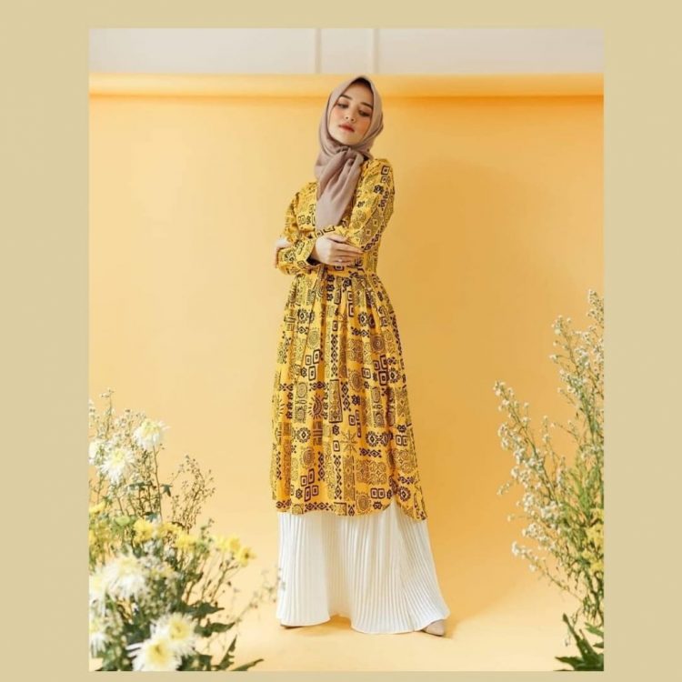 Fani House via Instagram.com @homydress.id - 12 Tempat Belanja di Semarang Populer & Ikonik, Wajib Dikunjungi, 1. Cargo Factory Outlet, 2. De Kosmo Factory Outlet, 3. NIKE Warehouse Center, 4. Pasar Johar, 5. Paragon Mall, 6. Kampung Batik, 7. Pasar Seni Kota Lama, 8. Kampoeng Semarang, 9. Pasar Semawis, 10. Pasar Gang Baru, 11. Kawasan Simpang Lima, 12. Fani House