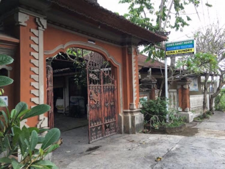 Gina’s Guesthouse via Booking - Penginapan &amp; Hotel Dekat Pantai Sanur Mulai dari 100 Ribuan, 1. Jambu Inn, 2. Watering Hole I Hotel, 3. Sanur Agung Hotel, 4. Rita Hotel, 5. RedDoorz @Danau Tamblingan Sanur, 6. Tjana Homestay, 7. RedDoorz @Hanguah Renon, 8. Di Kubu Home, 9. Simon Homestay, 10. Gina’s Guesthouse, 11. Abian Kokoro Hotel, 12. Bali Senia Hotel