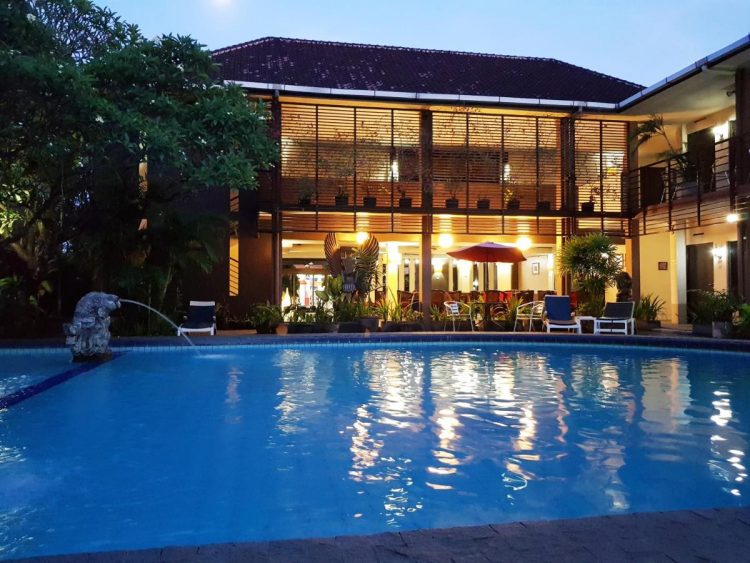 Sanur Agung Hotel via Booking, 1. Jambu Inn, 2. Watering Hole I Hotel, 3. Sanur Agung Hotel, 4. Rita Hotel, 5. RedDoorz @Danau Tamblingan Sanur, 6. Tjana Homestay, 7. RedDoorz @Hanguah Renon, 8. Di Kubu Home, 9. Simon Homestay, 10. Gina’s Guesthouse, 11. Abian Kokoro Hotel, 12. Bali Senia Hotel