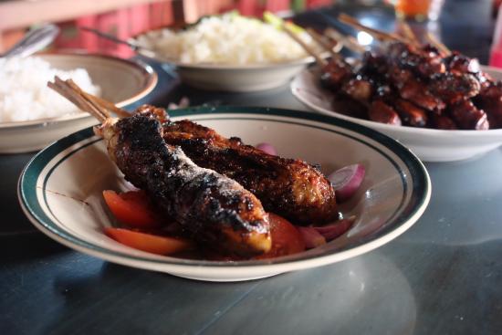 Sate Buntel Mbok Galak via Tripadvisor, 1. Sate Buntel Bu Bejo Nikmatnya Tiada Tara, 2. Mantapnya Tengkleng Klewer Bu Edi, 3. Timlo Sastro Mantapnya Legendaris, 4. Selat Mbak Lies yang Sehat dan Nikmat, 5. Manis dan Legit Serabi Notosuman, 6. Tahok Pak Citro yang Yummie Banget, 7. Sate Kere Yu Rebi, 8. Segarnya Es Dawet Telasih Bu Dermi, 9. Brambang Asem Yu Sum, 10. Gudeg Gudeg Margoyudan BU KASNO, 11. Bebek Goreng H Slamet, 12. Warung Gongso Pusat, 13. Rumah Makan Oh La Vita, 14. OW Omah Wedangan, 15. Rumah Makan Dapur Solo, 16. Mang Engking Solo, 17. Rumah Makan Nini Thowong, 18. Rumah Makan Adem Ayem, 19. Tiga Tjeret Cafe Solo, 20. Menu Sate Kambing Mbok Galak solo, 21. Nasi Liwet Bu Wongso Lemu Solo, 22. Galabo Solo, 23. Ayam Bakar “Ojo Gelo”, 24. Bakso Alex, 25. Warung Gmah Ripah, 26. Wedangan Bung Klithik, 27. Mom Milk, 28. EAternity, 29. Kawasan Taman Sriwedari, 30. Daegu Korean Grill, 31. Niagara Sushi, 32. Bale Padi Resto, 33. Diamond Cafe, 34. Seafood Pak Petruk, 35. Sate Buntel Tambak Segaran, 36. Pasar Malam Ngarsopuro, 37. Selat Viens Solo, 38. Soto Gading, 39. Sambel Tumpang Bu Kis, 40. Tahu Kupat Solihin, 41. Bakso Kadipolo, 42. Tahu Kupat Pak Gombloh