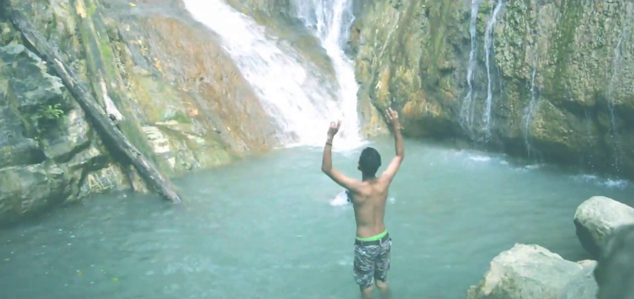 Air Terjun Matarutung via Youtube, 1. Air Terjun Menduru, 2. Permandian Panapa, 3. Danau Lowo, 4. Muara Bajoe, 5. Danau Tiu, 6. Goa Tamanoa Wawopada, 7. Istana Raja Mori, 8. Batu Payung, 9. Teluk Tomori, 10. Bukit Teletubies, 11. Pulau Togonteo, 12. Pantai Ungkea, 13. Air Terjun Boba, 14. Air Terjun Wera Blanga, 15. Hutan Pinus Tepotowoa, 16. Pulau Gurita, 17. Hutan Mangrove Koya, 18. Air Terjun Mataruttung, 19. Pemandian Lemboroma, 20. Pemandian Korowalelo, 21. Tompa Ofoi, 22. Pantai Jompi, 23. Pulau Rumbia, 24. Pulau Pengia