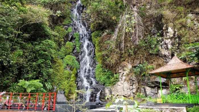 Air Terjun Sumuran via Tribunnews, 1. Candi Borobudur, 2. Rafting di Sungai Progo Atas, 3. Alun-alun Kota Magelang, 4. Air Terjun Kedung Kayang, 5. Taman Kyai Langgeng, 6. Ketep Pass, 7. Air Terjun Sekar Langit, 8. Rumah Kamera, 9. Candi Mendut, 10. Candi Pawon, 11. Gunung Andong, 12. Candi Selogriyo, 13. Gunung Tidar, 14. Curug Grenjengan Kembar, 15. Punthuk Setumbu, 16. Trekking Gunung Merbabu, 17. Curug Silawe, 18. Pemandian Air Hangat Candi Umbul, 19. Taman Badaan, 20. Museum Sudirman, 21. Pinusan Kragilan Magelang, 22. Candi Canggal, 23. Candi Ngawen, 24. Candi Lumbung, 25. Pemandian Kali Bening, 26. Air Terjun Kedung Kayangan, 27. Gardu Pandang Babadan, 28. Arung Jeram Kali Elo, 29. Telaga Bleder, 30. Gardu Pandang Bukit Barede, 31. Gardu Pandang Dlimas, 32. Gardu Pandang Mangli, 33. Sukmojoyo Hill, 34. Hutan Pinus Grenden, 35. Gereja Ayam di Dusun Gombong, 36. Punthuk Setumbu, 37. Kedung Sembrani, 38. Gunung Telomoyo, 39. Silancur Highland, 40. Bukit Grenden, 41. Curug Sigetik, 42. Puntuk Mangir Gunung Payung, 43. Bukit Rhema, 44. Hutan Pinus Wisata Mangli, 45. Jurang Jero, 46. OHD Museum, 47. Gunung Giyanti, 48. Curug Watu Ploso, 49. Klenteng Liong Hok Bio, 50. Curug Gleyor, 51. Punthuk Mongkrong, 52. Bukit Sleker, 53. Curug Lawang Kori, 54. Bukit kertojoyo, 55. Taman Ramadanu, 56. Puncak Seoloyo, 57. Taman Wisata Kopeng, 58. Bukit Gancik Selo Boyolali, 59. Gunung Sumbing, 60. Punthuk Kendil, 61. Bukit Harapan Cuntel, 62. Kebun Durian Candimulyo, 63. Jembatan Gantung Mangunsuko, 64. Air Terjun Goa Slandak, 65. Air Terjun Sumuran, 67. Museum Kapal Samudraraksa, 68. Karesidenan Kedu, 69. New Selo, 70. Taman Dewari, 71. Desa Wisata Candirejo, 72. Svargabumi Borobudur, 73. Awang-awang Telomoyo, 74. Ladon Little Island, 75. Candi Retno, 76. Wisata Petik Salak Gapoktan Ngudi Luhur, 77. Pesona Cempurung, 78. Gardu Pandang Cepogo, 79. Taman Garempong Bringin Kulon, 80. Sendang Mudal, 81. Curug Dlimas, 82. Museum Diponegoro, 83. Curug Sikencling, 84. Sendang Maren, 85. Citraelo Rafting, 86. Desa Wisata Ngawen, 87. Wisata Kulon Ndeso, 88. Taman Bunga Matahari, 89. Taman Hanya Untukmu, 90. Junkyard Autopark & Cafe, 91. Balkondes Ngadiharjo, 92. Banyuroto, 93. Bukit Dagi, 94. Jembatan Gantung Srowol, 95. Candi Asu, 96. Persawahan Permitan, 97. Bakorwil II Magelang, 98. Kebun Bibit Senopati