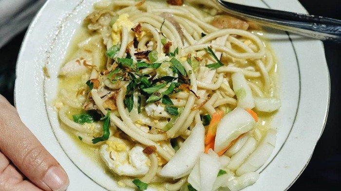 Bakmi Pele via Tribunnews, 1. Bakmi Jowo Mbah Gito, 2. House of Raminten , 3. Sate Klathak Pak Pong, 4. Nasi Goreng Beringharjo, 5. Tahu Gimbal Pak Yono, 6. Gudeg Mbok Lindu Sosrowijayan, 7. Yammie Pathuk Kemetiran Kidul Yogyakarta, 8. Gudeg Sagan, 9. Angkringan Kopi Jos Lik Man, 10. Gudeg Pawon, 11. Bakmi Shibitsu, 12. Jejamuran, 13. Bungong Jeumpa Jogja, 14. Ayam Geprek Bu Rum, 15. Mie Ayam dan Bakso Idolaku Pak Tikno, 16. Oseng Mercon Bu Narti, 17. Banyu Mili Resto, 18. Gudeg Bromo, 19. Soto Sampah, 20. Mie Ayam Grabyas TG Red Door, 21. Nasi Rames Demangan, 22. Manggar Manding, 23. Abhayagiri Restaurant, 24. Manggut Lele Mbok Marto, 25. Sop kaki kambing Bang Udin, 26. Special Bakmi & Nasi Goreng Pak Pele, 27. Siomay Kang Cepot, 28. Gudeg Yu Djum, 29. Bakmi Mbah Mo, 30. Soto Sulung Stasiun Tugu, 31. Nasi Brongkos Warung Handayani yang Lezat, 32. SGPC Bu Wiryo 1959, 33. Soto Ayam Kampung Pak Dalbe, 34. Mie Ayam Bu Tumini Sari Rasa Jati Ayu, 35. Sate Klatak Pak Bari, 36. Soto Lenthok Pak Gareng, 37. Gudeg Yu Narni, 38. Rujak Es Krim Pak Nardi, 39. The Sawah Bantul, 40. D’Skybar ibis Styles, 41. Mediterranea Restaurant, 42. Kesuma Restaurant, 43. Bakso dan Es Buah PK, 44. Warung Burjo Sundawa, 45. Jenang Lempuyangan Bu Gesti, 46. Kedai Susu 53 , 47. Kedai Pulang Ke Yogya