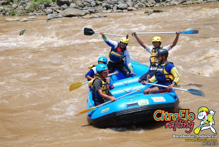 Citra Elo Rafting, 1. Candi Borobudur, 2. Rafting di Sungai Progo Atas, 3. Alun-alun Kota Magelang, 4. Air Terjun Kedung Kayang, 5. Taman Kyai Langgeng, 6. Ketep Pass, 7. Air Terjun Sekar Langit, 8. Rumah Kamera, 9. Candi Mendut, 10. Candi Pawon, 11. Gunung Andong, 12. Candi Selogriyo, 13. Gunung Tidar, 14. Curug Grenjengan Kembar, 15. Punthuk Setumbu, 16. Trekking Gunung Merbabu, 17. Curug Silawe, 18. Pemandian Air Hangat Candi Umbul, 19. Taman Badaan, 20. Museum Sudirman, 21. Pinusan Kragilan Magelang, 22. Candi Canggal, 23. Candi Ngawen, 24. Candi Lumbung, 25. Pemandian Kali Bening, 26. Air Terjun Kedung Kayangan, 27. Gardu Pandang Babadan, 28. Arung Jeram Kali Elo, 29. Telaga Bleder, 30. Gardu Pandang Bukit Barede, 31. Gardu Pandang Dlimas, 32. Gardu Pandang Mangli, 33. Sukmojoyo Hill, 34. Hutan Pinus Grenden, 35. Gereja Ayam di Dusun Gombong, 36. Punthuk Setumbu, 37. Kedung Sembrani, 38. Gunung Telomoyo, 39. Silancur Highland, 40. Bukit Grenden, 41. Curug Sigetik, 42. Puntuk Mangir Gunung Payung, 43. Bukit Rhema, 44. Hutan Pinus Wisata Mangli, 45. Jurang Jero, 46. OHD Museum, 47. Gunung Giyanti, 48. Curug Watu Ploso, 49. Klenteng Liong Hok Bio, 50. Curug Gleyor, 51. Punthuk Mongkrong, 52. Bukit Sleker, 53. Curug Lawang Kori, 54. Bukit kertojoyo, 55. Taman Ramadanu, 56. Puncak Seoloyo, 57. Taman Wisata Kopeng, 58. Bukit Gancik Selo Boyolali, 59. Gunung Sumbing, 60. Punthuk Kendil, 61. Bukit Harapan Cuntel, 62. Kebun Durian Candimulyo, 63. Jembatan Gantung Mangunsuko, 64. Air Terjun Goa Slandak, 65. Air Terjun Sumuran, 67. Museum Kapal Samudraraksa, 68. Karesidenan Kedu, 69. New Selo, 70. Taman Dewari, 71. Desa Wisata Candirejo, 72. Svargabumi Borobudur, 73. Awang-awang Telomoyo, 74. Ladon Little Island, 75. Candi Retno, 76. Wisata Petik Salak Gapoktan Ngudi Luhur, 77. Pesona Cempurung, 78. Gardu Pandang Cepogo, 79. Taman Garempong Bringin Kulon, 80. Sendang Mudal, 81. Curug Dlimas, 82. Museum Diponegoro, 83. Curug Sikencling, 84. Sendang Maren, 85. Citraelo Rafting, 86. Desa Wisata Ngawen, 87. Wisata Kulon Ndeso, 88. Taman Bunga Matahari, 89. Taman Hanya Untukmu, 90. Junkyard Autopark & Cafe, 91. Balkondes Ngadiharjo, 92. Banyuroto, 93. Bukit Dagi, 94. Jembatan Gantung Srowol, 95. Candi Asu, 96. Persawahan Permitan, 97. Bakorwil II Magelang, 98. Kebun Bibit Senopati