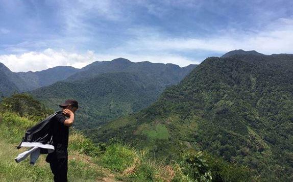 Gunung Daulu viva Genpi, 1. Pantai Seruni, 2. Pantai Marina, 3. Bukit Rumbia, 4. Gunung Daulu, 5. Agrowisata Loka, 6. Air Terjun Bissappu, 7. Air Terjun Eremerasa, 8. Air Terjun Mattep, 9. Air Terjun Bossola, 10. Air Terjun Simoko, 11. Agrowisata Uluere, 12. Air Terjun Cekala, 13. Mini Showfarm Bantaeng, 14. Bukit Muntea, 15. Jembatan Bonto Salluang, 16. Balla Lompoa Bantaeng, 17. Air Terjun Baruttung, 18. Puncak Gunung Loka, 19. Pemandian Borong Lompoa, 20. Wisata Latar Hijau, 21. Air Terjun Bialo, 22. Wisata Hutan Pinus Rombeng