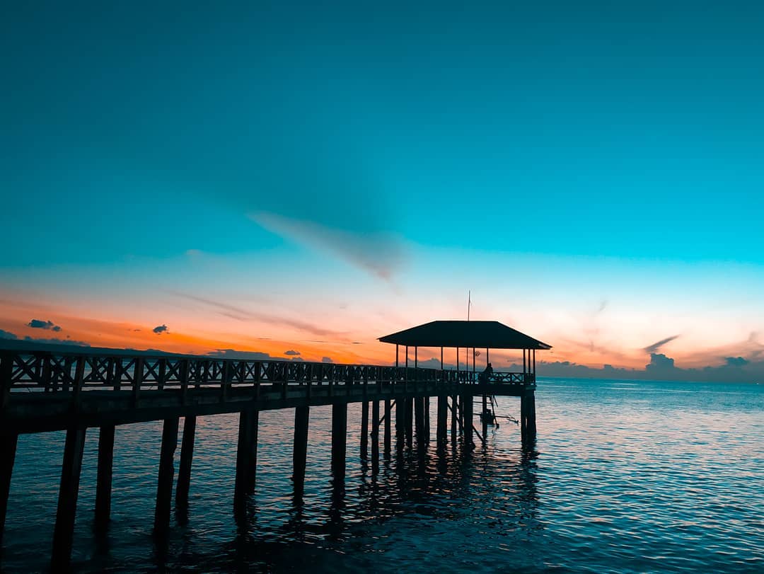 Jembatan Mahas via Instagram.com @achocooper - Tempat Wisata di Banggai