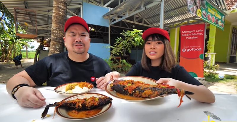 Mangut Lele Mbah Marto Foto Next Carlos dan MGdelenaf, 1. Bakmi Jowo Mbah Gito, 2. House of Raminten , 3. Sate Klathak Pak Pong, 4. Nasi Goreng Beringharjo, 5. Tahu Gimbal Pak Yono, 6. Gudeg Mbok Lindu Sosrowijayan, 7. Yammie Pathuk Kemetiran Kidul Yogyakarta, 8. Gudeg Sagan, 9. Angkringan Kopi Jos Lik Man, 10. Gudeg Pawon, 11. Bakmi Shibitsu, 12. Jejamuran, 13. Bungong Jeumpa Jogja, 14. Ayam Geprek Bu Rum, 15. Mie Ayam dan Bakso Idolaku Pak Tikno, 16. Oseng Mercon Bu Narti, 17. Banyu Mili Resto, 18. Gudeg Bromo, 19. Soto Sampah, 20. Mie Ayam Grabyas TG Red Door, 21. Nasi Rames Demangan, 22. Manggar Manding, 23. Abhayagiri Restaurant, 24. Manggut Lele Mbok Marto, 25. Sop kaki kambing Bang Udin, 26. Special Bakmi & Nasi Goreng Pak Pele, 27. Siomay Kang Cepot, 28. Gudeg Yu Djum, 29. Bakmi Mbah Mo, 30. Soto Sulung Stasiun Tugu, 31. Nasi Brongkos Warung Handayani yang Lezat, 32. SGPC Bu Wiryo 1959, 33. Soto Ayam Kampung Pak Dalbe, 34. Mie Ayam Bu Tumini Sari Rasa Jati Ayu, 35. Sate Klatak Pak Bari, 36. Soto Lenthok Pak Gareng, 37. Gudeg Yu Narni, 38. Rujak Es Krim Pak Nardi, 39. The Sawah Bantul, 40. D’Skybar ibis Styles, 41. Mediterranea Restaurant, 42. Kesuma Restaurant, 43. Bakso dan Es Buah PK, 44. Warung Burjo Sundawa, 45. Jenang Lempuyangan Bu Gesti, 46. Kedai Susu 53 , 47. Kedai Pulang Ke Yogya