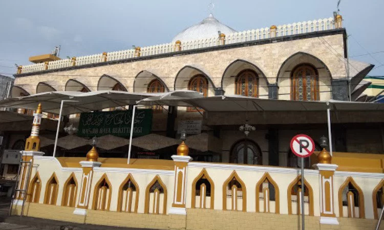 Masjid Raya Bukittinggi via Google Maps Han's Priductions