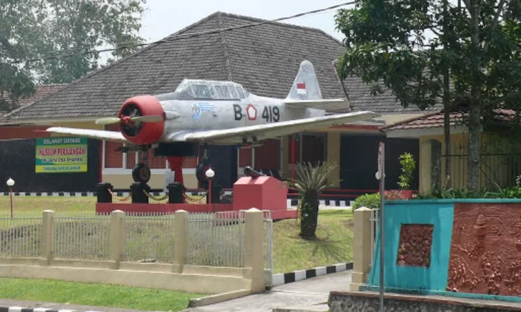 Museum Tri Daya Eka Dharma via Jamgadang04