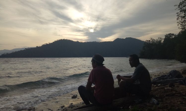 Pulau Bulupoloe via Google Maps @Mustamin 7204