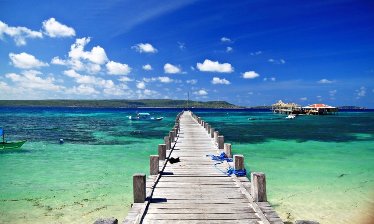 Pulau Liukang Loe via Indonesia Kaya, 1. Pantai Bira, 2. Bakung-Bakung View Sunrise, 3. Pantai Bara, 4. Bukit Donggia, 5. Tebing Apparalang, 6. Puncak Pua Janggo, 7. Pantai Ujung Tiro, 8. Tebing Panaikan Birayya, 9. Pulau Kambing, 10. Pantai Lemo-Lemo, 11. Pemandian Hila-Hila, 12. Kawasan Adat Ammatoa, 13. Gua Passohara, 14. Pantai Samboang, 15. Pembuatan Kapal Tana Beru, 16. Pantai Mandala Ria, 17. Gua Passea, 18. Pinisi Park, 19. Pantai Marumasa, 20. Pulau Liukang Loe, 21. Pantai Kasuso, 22. Tebing Panaikang Birayya, 23. Pantai Pusahelu, 24. Pantai Kaluku, 25. Taman Cekkeng