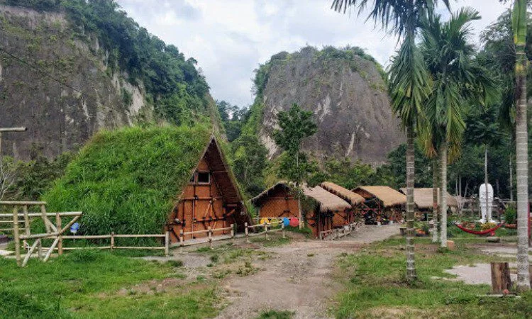 Rumah Pohon Inyiak via Google Maps Nita Kusmawati