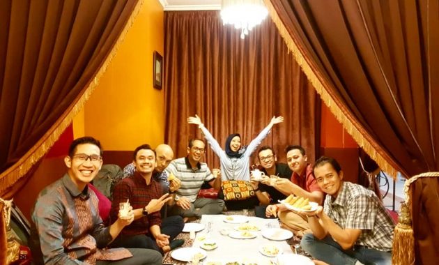 Abunawas via Instagram.com @blueerly - Tempat Makan di Kemang, 1. Lawless Jakarta, 2. Mamma Rosy, 3. Shisha Cafe Kemang, 4. Dia.lo.gue, 5. Koi Cafe Gallery Kemang, 6. Abunawas, 7. Eastern Promise Pub & Curry House, 8. Pizza Place, Como Park, 9. Yoshinoya Kemang, 10. 15th Park, 11. Sulawesi@Kemang, 12. Honu Kemang, 13. Toscana, 14. El Asador South American Restaurant Kemang, 15. Langit Seduh Selatan, 16. Dimsum Inc., 17. The Cat Cabin, 18. The Edge at Kemang Icon, 19. THREE K COFFEE KEMANG, 20. Lobbyn Sky Terrace, 21. Sophie Authentique, 22. Nutmeg Cuisine & Bar, 23. SATE TAICHAN MAS BRO PAYON, 24. Sperta Restaurant