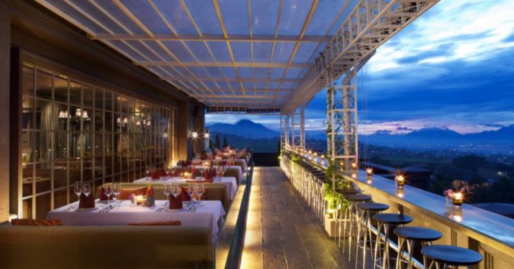 Belle Vue Rooftop 24 Hours French &amp; Italian Bistro, 1. Fresco Restaurant Pasir Kaliki, 2. The Wind Chime By Chef Felix, 3. Cantigi Fine Dining Bandung, 4. The 18th Restaurant and Lounge, 5. The Restaurant – Hotel Padma, 6. Atmosphere Resort Café, 7. Saka Bistro &amp; Bar, 8. Jing Paradise Chinese Fine Dining Restaurant, 9. Belle Vue Rooftop 24 Hours French &amp; Italian Bistro, 10. The Heritage Kitchen &amp; Gallery, 11. Bilbao Brasserie Restaurant, 12. The Stone Café Bandung, 13. Gormeteria Café Bandung, 14. Skyline Best View Resto, 15. Maxi’s Resto Bandung, 16. The Valley Bistro Café, 17. Congo Gallery &amp; Café, 18. Miss Bee Providore Cafe, 19. Welfed – Gedong Putih, 20. Feast Restaurant Ir. Haji Juanda (Dago Bawah), 21. The Peak Lembang, 22. Purnawarman Restaurant
