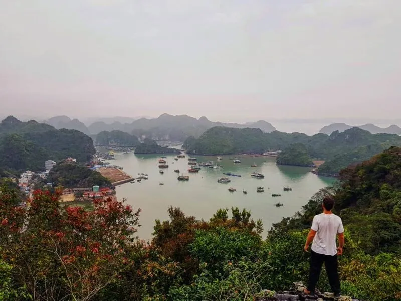 Cat Ba via Instagram.com @andysway, 1. Halong Bay, 2. Ho Tay Water Park, 3. St Joseph Cathedral, 4. Xeo Quyt Forest, 5. War Remnants Museum, 6. Municipal Beach, 7. Hoa Lo Prison Museum, 8. Hanoi Old Citadel, 9. Hang Bac Temple, 10. Hoan Kiem Lake, 11. Nha Trang, 12. Vietnam Military History Museum, 13. Turtle Tower, 14. Hoi An, 15. Kota Ho Chi Minh, 16. Ba Na Hills, 17. Sa Pa Terraces, 18. Kota Hue, 19. Marble Mountains, 20. Con Dao Beach, 21. Hoi An, 22. Ba Be Lake, 23. Saigon Zoo, 24. Cat Ba, 25. Vinpearl Land, 26. Sapa, 27. Can Tho, 28. Pham Ngu Lao Street, 29. Pulau Phu Quoc, 30. Ban Gioc Detian, 31. The Sand Dunes, 32. Monument Hue, 33. Pagoda Jade Emperor, 34. Thien Mu Pagoda, 35. Taman Nasional Phong Nha-Ke Bang