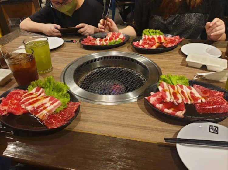 Gyu-Kaku Japanese BBQ, 1. Pochajjang, 2. Pare’gu, 3. Tabeyou, 4. Daebak-Korean BBQ, 5. Manse Korean Grill, 6. Hanamasa MTA, 7. Holygyu Bonjer, 8. Shaburi Japanese Restaurant, 9. Kappa Sushi, 10. Xiao Meng Niu HOTPOT &amp; BARBEQUE, 11. Little Sheep Hot Pot, 12. Beauty Hotpot Restaurant, 13. Steak 21 Buffet, 14. Kintan Buffet Central Park, 15. Dookki Korean Restaurant, 16. Gyu-Kaku Japanese BBQ, 17. Wangja Korean BBQ, 18. Bak Bak-Korean Grill, 19. Dookki-Topokki All You Can Eat Pedas