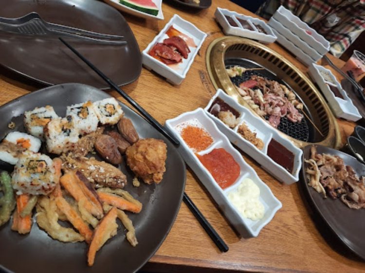 Kintan Buffet Central Park, 1. Pochajjang, 2. Pare’gu, 3. Tabeyou, 4. Daebak-Korean BBQ, 5. Manse Korean Grill, 6. Hanamasa MTA, 7. Holygyu Bonjer, 8. Shaburi Japanese Restaurant, 9. Kappa Sushi, 10. Xiao Meng Niu HOTPOT &amp; BARBEQUE, 11. Little Sheep Hot Pot, 12. Beauty Hotpot Restaurant, 13. Steak 21 Buffet, 14. Kintan Buffet Central Park, 15. Dookki Korean Restaurant, 16. Gyu-Kaku Japanese BBQ, 17. Wangja Korean BBQ, 18. Bak Bak-Korean Grill, 19. Dookki-Topokki All You Can Eat Pedas