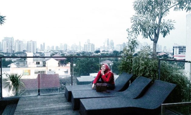 Lobbyn Sky Terrace via Instagram.com @nasayunadia - Tempat Makan di Kemang, 1. Lawless Jakarta, 2. Mamma Rosy, 3. Shisha Cafe Kemang, 4. Dia.lo.gue, 5. Koi Cafe Gallery Kemang, 6. Abunawas, 7. Eastern Promise Pub & Curry House, 8. Pizza Place, Como Park, 9. Yoshinoya Kemang, 10. 15th Park, 11. Sulawesi@Kemang, 12. Honu Kemang, 13. Toscana, 14. El Asador South American Restaurant Kemang, 15. Langit Seduh Selatan, 16. Dimsum Inc., 17. The Cat Cabin, 18. The Edge at Kemang Icon, 19. THREE K COFFEE KEMANG, 20. Lobbyn Sky Terrace, 21. Sophie Authentique, 22. Nutmeg Cuisine & Bar, 23. SATE TAICHAN MAS BRO PAYON, 24. Sperta Restaurant