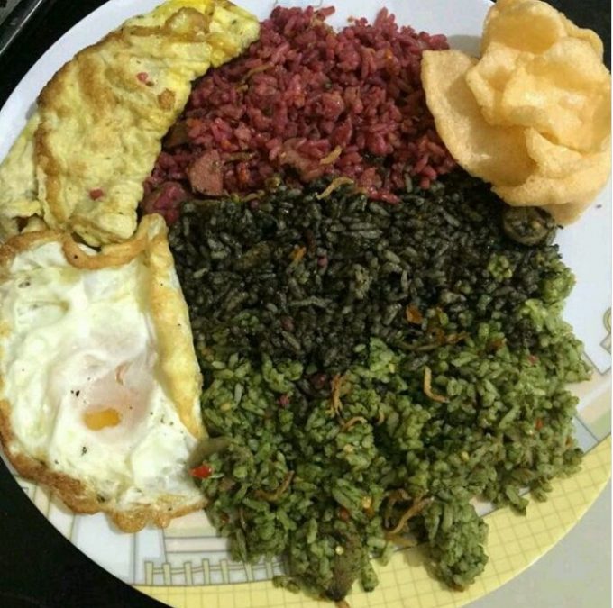 Nasi Goreng Warna Warni Ijo Thole via Instagram.com @berburumakanan, 1. Bebek Kaleyo, 2. Bubur Ayam Barito, 3. Warung MJS, 4. Warteg Warmo, 5. Seafood 68 Santa, 6. Ikan Bakar Cianjur, 7. Plataran Dharmawangsa, 8. Ketoprak Ciragil &amp; Baso, Siomay Jhony, 9. Abunawas Restaurant – Kemang, 10. Mie Ayam Bakso Yunus, 11. Soto Betawi Haji Husen, 12. Roti Bakar Eddy Blok M, 13. Nasi Goreng Kebuli Apjay, 14. Sate Sambas, 15. Soto Kudus Blok M, 16. Bakso Boedjangan, 17. Gultik Blok M Plaza Pak Agus Budi, 18. Sop Kaki Kambing Bang Anen, 19. Dia.Lo.Gue, 20. Soto Ayam Ambengan Pak Sadi Asli, 21. Lele Crispy, 22. Restoran Garuda (Padang Cuisine), 23. Sarang Oci Restoran Manado, 24. Waroeng Aceh Kemang, 25. Warung Nagih, 26. Bebek Malio, 27. Namaaz Dining, 28. Daun Muda Soulfood, 29. Smarapura Traditional Resto, 30. Omah Pincuk, 31. Sop Buntut Ibu Samino, 32. Bakso Gondrong, 33. Seafood 45, 34. Nasi Goreng Warung Bhakti, 35. Nasi Uduk Ayam Goreng Kampung Melayu, 36. Coto Makassar Ampera Daeng Memang, 37. Sate Ayam dan Kambing RSPP H. Romli, 38. The Brotherhood, 39. Sophie Authentique, 40. Iga Bagus, 41. Ayam Bakar Win Net, 42. HaloNiko, 43. Nasi Goreng Muncul Malam, 44. Nasi Goreng Warna Warni Ijo Thole, 45. Nasi Goreng Kebuli Bom Bom, 46. Sate Ayam Barokah Khas Madura, 47. Angkringan Blok M Square, 48. Warung Nasi Uduk Betawi H. Satiri, 49. Nasi Ulam &amp; Nasi Uduk Ibu Yoyo, 50. Warung Pedes, 51. Warung Berkah Ibu Mudo Ayu, 52. Pocut Dara Pancoran