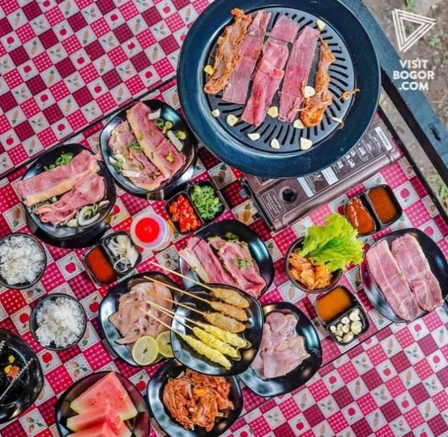 Caddie Grill & Shabu via Visitbogor, 1. Cucurak Warung Sunda, 2. Hanamasa Bogor, 3. Pochajjang Bogor Pajajaran (Tutup), 4. Ichiro Shabu & Barbeque, 5. Yorichi BBQ & Shabu-Shabu (Tutup), 6. Sumeragi Bogor, 7. GoGrill-Ah! Bogor, 8. Caddie Grill & Shabu, 9. Manse Korean Grill Bogor, 10. Kitamura Shabu-Shabu Bogor Bangbarung, 11. Pachi-Pachi Shabu & Grill Bogor, 12. Sogogi Shabu & Grill Bogor, 13. Daebag’yu Korean BBQ, 14. Shabu Hachi Bogor, 15. HEYSTEAK (Tutup), 16. Barata Coffee Shop, 17. Bamboo Dimsum (Tutup), 18. Steak 21, 19. Oishii Yakiniku, 20. Damar Restaurant