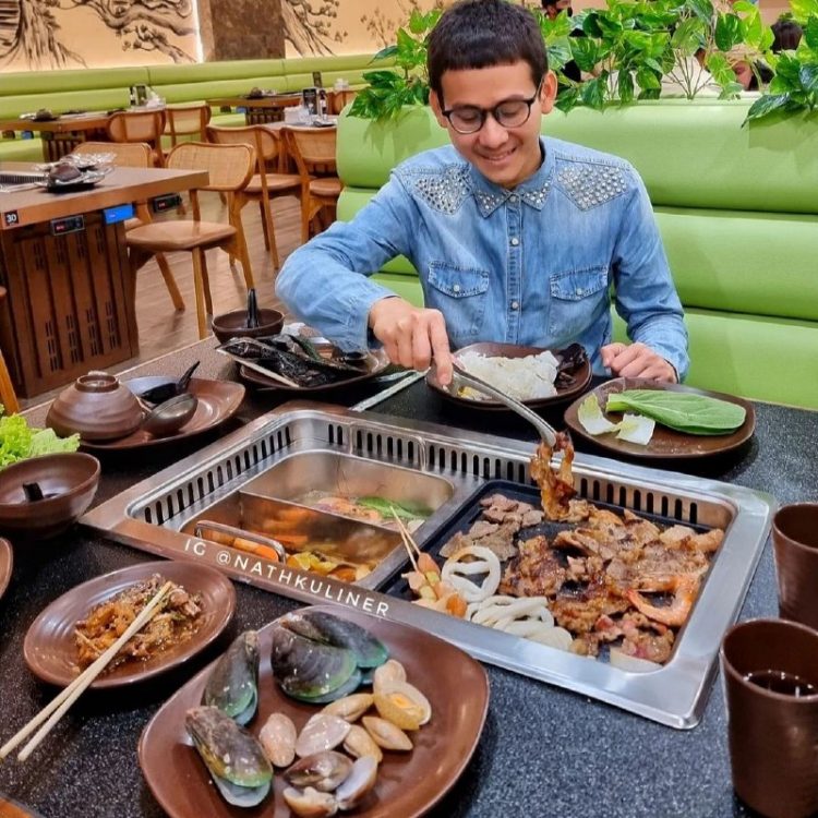 Kaizen All You Can Eat BBQ Grill & Shabu via Instagram.com @nathkuliner, 1. Grand Puncak Sari Restaurant, 2. Batur Sari Restaurant, 3. Kaneshiro All You Can Eat, 4. Yakiniku Sama-Sama, 5. Hanamasa Bali, 6. Kaizen All You Can Eat BBQ Grill & Shabu , 7. Mentari Restoran Bali, 8. Segara Bambu, 9. Brazilian Aussie BBQ, 10. X.O Suki & Cuisine Bali, 11. Ah Yat Abalone Seafood Restaurant, 12. Magal Korean BBQ, 13. Shaburi & Kintan Buffet Bali, 14. Sakai Japanese Food, 15. Choegogi Korean BBQ, 16. Zero4 Bar & Karaoke, 17. Warung D’Carik, 18. Golden Lotus, 19. Sabeen Restaurant, 20. Roof Top Garden Lounge, 21. Pavoz Restaurant & Bar , 22. Skymax Rooftop, 23. Sofitel Nusa Dua Resort, 24. The Café (Mulia Hotel Bali), 25. Pangi Restaurant , 26. Rumah Luwih , 27. Height Bar, J4 Hotel , 28. The Kana