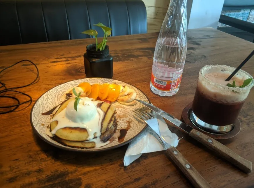 Sauh Kulo, 1. Jenderal Coffee &amp; Tea Ungaran, 2. Janendra Cafe &amp; Resto, 3. Cerita Kopi, 4. Dawa Cafe, 5. Humaira Resto &amp; Cafe, 6. Pawon Kebun, 7. Trick Espresso Room (Tutup), 8. Abivape Ungaran, 9. D’Bims Cafe, 10. Sikrikil Coffee, 11. Kedai Kopi Saroengan, 12. Sarang Nenen (Tutup), 13. INOS Coffee &amp; Kitchen, 14. KALA COFFEE, 15. De &amp; De Cafe, 16. Nissin Cafe &amp; Emporium, 17. Kopi Tarik Ungaran, 18. MY Coffee &amp; Garage, 19. Wepe Cafe, 20. Limasans Cafe, 21. Akar Langit, 22. Helio Angkringan, 23. Bloom Cafe, 24. Sari Cafe, 25. Angkringan Kembang Ungaran, 26. Sikrikil Coffee, 27. He’eh Coffee, 28. GC CoffeeShop, 29. Angkringan dan Cafe Joe, 30. MINAT KOPI, 31. Before Coffee, 32. Djawarakafe, 33. Jagongan Kopi Ungaran, 34. Cafe Pingli, 35. Burjo Level Up, 36. Adarma Coffee, 37. Kadji Ahmad Coffee House, 38. Naik Atas Cafe, 39. Angkringan Mang ETEK, 40. SUSUKU Cafe, 41. Foodpedia Ungaran, 42. Janji Jiwa Flamboyan Ungaran, 43. Sauh Kulo, 44. 4U Resto n Cafe, 45. Cafe Jowo Angkringan Berkah, 46. Kafka Coffee Ungaran