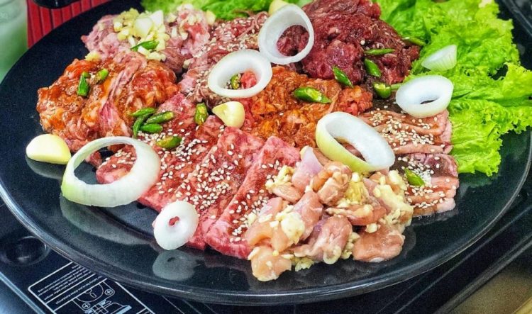 WABEGA BBQ, 1. Ngunya BBQ &amp; Suki, 2. Steak 21, 3. Giant Shabu, 4. Kita Steamboat &amp; Yakiniku, 5. Shukaku BBQ, Shabu &amp; Agemono Bekasi, 6. Oh My Grill Jatiwaringin, 7. KKUMGA Korean BBQ, 8. Shabu Yoi Bekasi, 9. Sushi Tei SMB, 10. Shaburi &amp; Kintan Buffet , 11. WABEGA BBQ (Tutup), 12. Bamboo Dimsum Harapan Indah (Tutup), 13. Gogi-gui All You Can Eat Korean BBQ, 15. Shabu Shabu On-Yasai, 16. Pochajjang Summarecon Bekasi , 17. SukaSuki Grill &amp; Steamboat, 18. 90 Bun BBQ House AYCE Pondok Gede, 19. Mr.Sumo, 20. Sogogi Shabu &amp; Grill Galaxy Bekasi, 21. JaeSan Grill by Warung Bang Panjul, 22. Yuraku Restaurant, 24. Hanamasa Bekasi, 25. Gyu-kaku Japanese BBQ, 26. Mashiseo, 27. Raa Cha Suki &amp; Barbeque Summarecon Mal Bekasi