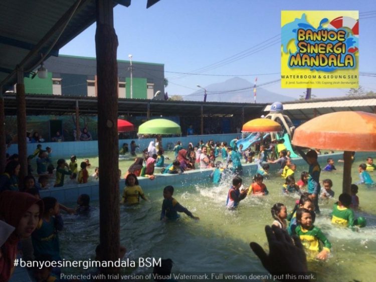 Banyoe Sinergi Mandala, 1. Kolam Renang Darajat Pass, 2. Kolam Renang Sabda Alam, 3. Awit Sinar Alam, 4. Kolam Renang Surya Alam, 5. Kolam Renang Purbasari, 6. Kolam Renang Cipanas Sumur Sukasono, 7. Kolam Renang TWA Gunung Papandayan, 8. Kolam Renang Sumber Alam Tasik Madu, 9. Water Boom Bina Garut, 10. Kolam Renang Layung Sari, 11. Kolam Renang Binar Alam Citangtu, 12. Waterboom Tirta Kencana, 13. Kolam Renang Pasir Intan, 15. Kolam Renang Danau Dariza, 16. Sumber Alam Tirtanadi, 17. Kolam Renang di Hotel Augusta, 18. Banyoe Sinergi Mandala, 19. Kolam Renang Lembur Kuring, 20. Kolam Renang Cipanas Indah, 21. Kolam Renang Tirtagangga, 22. WISATA KOLAM AMANAH FAMILY, 23. Matta Waterpark, 24. Mata Air Cigede Cibuyutan, 25. Kolam Renang Cicapar, 26. Kolam Renang Air Panas Banyu Mandala, 27. Kolam Renang Puncak Darajat, 28. Kolam Renang Cahaya Villa, 29. Kolam Renang Antralina Atas