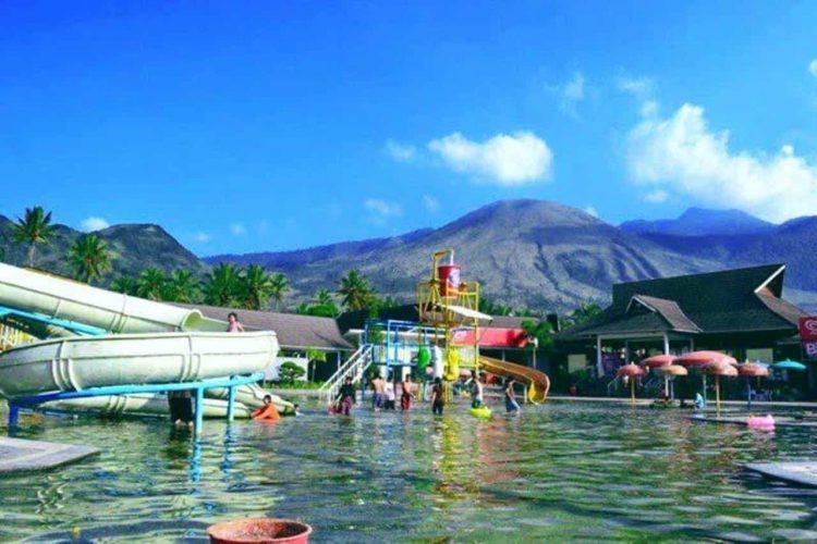 Kolam Renang Sabda Alam, 1. Kolam Renang Darajat Pass, 2. Kolam Renang Sabda Alam, 3. Awit Sinar Alam, 4. Kolam Renang Surya Alam, 5. Kolam Renang Purbasari, 6. Kolam Renang Cipanas Sumur Sukasono, 7. Kolam Renang TWA Gunung Papandayan, 8. Kolam Renang Sumber Alam Tasik Madu, 9. Water Boom Bina Garut, 10. Kolam Renang Layung Sari, 11. Kolam Renang Binar Alam Citangtu, 12. Waterboom Tirta Kencana, 13. Kolam Renang Pasir Intan, 15. Kolam Renang Danau Dariza, 16. Sumber Alam Tirtanadi, 17. Kolam Renang di Hotel Augusta, 18. Banyoe Sinergi Mandala, 19. Kolam Renang Lembur Kuring, 20. Kolam Renang Cipanas Indah, 21. Kolam Renang Tirtagangga, 22. WISATA KOLAM AMANAH FAMILY, 23. Matta Waterpark, 24. Mata Air Cigede Cibuyutan, 25. Kolam Renang Cicapar, 26. Kolam Renang Air Panas Banyu Mandala, 27. Kolam Renang Puncak Darajat, 28. Kolam Renang Cahaya Villa, 29. Kolam Renang Antralina Atas