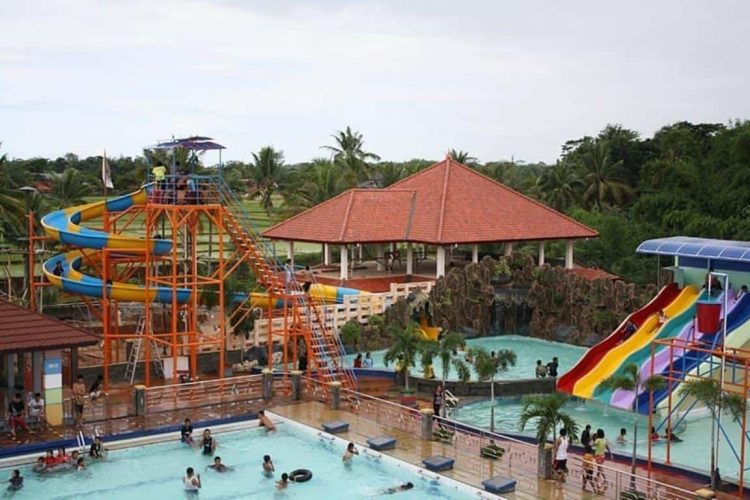 Kolam Renang Tirta Agung Mas via Deskgram, 1. Sangkan Resort Aqua Park, 2. Kolam Renang Zam Zam, 3. The Mountain Recreation Park, 4. Taman Wisata Alam (TWA) Linggarjati, 5. Kolam Renang Paniis, 6. Bumi Pelangi, 7. Wisata Taman Rekreasi Salsabila Kuningan, 8. Kolam Renang Sanggariang, 9. Sangkanhurip, 10. Kolam Renang Tirta Agung Mas, 11. Kolam Renang J&J Kuningan, 12. Kolam Renang Linggarjati, 13. Pemandian Cibuntu, 14. Kolam Renang Dino Waterpark, 15. Wisata Side Land, 16. Kolam Renang Cipanas, 17. Kolam De’Goah Kuningan, 18. Kolam Renang Wisata Cibuntu, 19. Kolam Renang Mini Artar, 20. Kolam Renang Pemandian Cibulan
