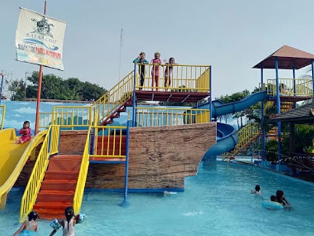Kolam Renang Tirta Sari, 1. Wonderland Adventure Park, 2. Taruma Leisure Waterpark, 3. Planet Waterboom Cikampek, 4. Waterboom Elmujira, 5. Kolam renang Rawa Sikut, 6. Resinda Sport Club, 7. Kolam Renang Pucung Cikampek, 8. Oase Swimming Club, 9. Kolam Renang PD Prakasa , 10. Cipaga Stone Park, 11. Kampung Turis Water & Adventure Park, 12. Taman Ombak Karawang, 13. Kolam Renang Hud-Hud, 14. Garden Waterpark Pucung, 15. Kolam Renang Antic Palumbonsari, 16. Tirtasari Park & Waterboom, 17. Kolam Renang San Diego Hills, 18. Waterpark Super Splash