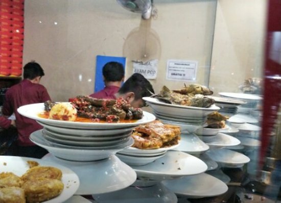 RUMAH MAKAN RODA BARU, 1. RM Warung Jeruk Ciamis, 2. Mie Bakso H. Oding, 3. Rumah Makan Mergosari, 4. Rumah Makan Ciamis Cobek Beti, 5. Bakar Ikan Zorojoy, 6. Saung Mirah Gapura, 7. Cibiuk Resto sindangkasih, 8. Lesehan Zembar, 9. Ampera Warung Nasi, 10. Rumah Makan Pujaseda, 11. AYAM GORENG KERSEN, 12. SAMARA BINANGKIT, 13. RUMAH MAKAN HJ IMI, 14. Lesehan Simanalagi, 15. Samudra Rumah Makan &amp; Catering, 16. Sate &amp; Gule H. Etom, 17. Rumah Makan Panenjoan, 18. RM Roda Baru, 19. Mom’s Kitchen – Food, coffee, and Pizza, 20. Teen’s Cafe, 21. Warung Tutug Oncom TO. Bapak Aki