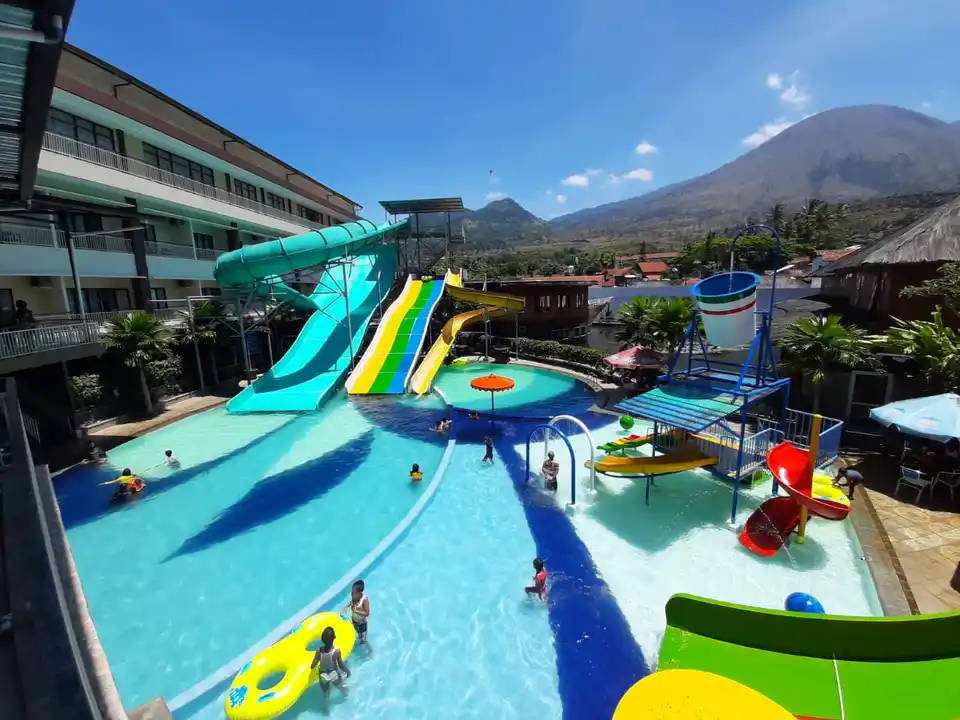 Waterboom Tirta Kencana via Traveloka, 1. Kolam Renang Darajat Pass, 2. Kolam Renang Sabda Alam, 3. Awit Sinar Alam, 4. Kolam Renang Surya Alam, 5. Kolam Renang Purbasari, 6. Kolam Renang Cipanas Sumur Sukasono, 7. Kolam Renang TWA Gunung Papandayan, 8. Kolam Renang Sumber Alam Tasik Madu, 9. Water Boom Bina Garut, 10. Kolam Renang Layung Sari, 11. Kolam Renang Binar Alam Citangtu, 12. Waterboom Tirta Kencana, 13. Kolam Renang Pasir Intan, 15. Kolam Renang Danau Dariza, 16. Sumber Alam Tirtanadi, 17. Kolam Renang di Hotel Augusta, 18. Banyoe Sinergi Mandala, 19. Kolam Renang Lembur Kuring, 20. Kolam Renang Cipanas Indah, 21. Kolam Renang Tirtagangga, 22. WISATA KOLAM AMANAH FAMILY, 23. Matta Waterpark, 24. Mata Air Cigede Cibuyutan, 25. Kolam Renang Cicapar, 26. Kolam Renang Air Panas Banyu Mandala, 27. Kolam Renang Puncak Darajat, 28. Kolam Renang Cahaya Villa, 29. Kolam Renang Antralina Atas