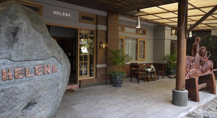 Helena Guest House via Pegipegi, 1. Cubic One Capsule Hotel  , 2. Huize Jon Hostel Malang , 3. Airy Eco Syariah Lowokwaru Ikan Gurami , 4. MaxOne Hotel Malang , 5. Helena Guest House , 6. Kertanegara Premium Guest House, 7. Ibis Styles Malang , 8. Gajahmada Graha Hotel , 9. Omah Kayu Paralayang , 10. Ubud Cottages Malang , 11. Kusuma Agrowisata Hotel, 12. Kedawung Backpacker, 13. Pondok Backpacker, 14. Kampong Tourist, 15. Kavie Hostel, 16. Rumah Larasati, 17. Pondok Backpacker City Square, 18. Palmyra Hostel, 19. Mador Malang Dorm Hostel, 20. Kapal Garden Hotel, 21. Tombro Malang Dorm Hostel, 22. Shakila Guest House