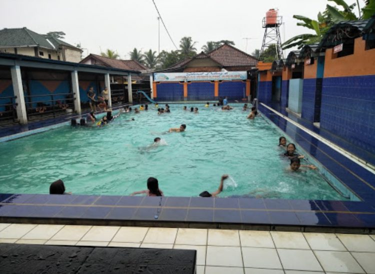 Kolam Renang ARAFA, 1. Kolam Renang Ganesha, 2. Kolam Renang Baru, 3. Kolam renang Tirta Alam, 4. Kolam Renang ARAFA, 5. Kolam renang Tirta Indah Sindanggalih, 6. Kolam Renang Selaras Prima, 7. Banjar Water Park, 8. KOLAM RENANG BABYBOBA