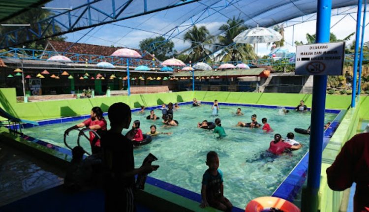 Kolam Renang Baru, 1. Kolam Renang Ganesha, 2. Kolam Renang Baru, 3. Kolam renang Tirta Alam, 4. Kolam Renang ARAFA, 5. Kolam renang Tirta Indah Sindanggalih, 6. Kolam Renang Selaras Prima, 7. Banjar Water Park, 8. KOLAM RENANG BABYBOBA