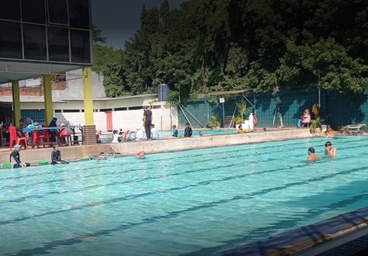 Kolam Renang Jaka permai Waterpark, 1. Kolam Renang Taman Harapan Baru (THB), 2. Kolam Renang Bintang Sport Center, 3. Sport Club Harapan Indah, 4. Kolam Renang Galaxy Tirta Mas, 5. Venetian Water Carnaval, 6. Hafana Tirta Sport Centre, 7. Pandu Jaya Sport, 8. Kolam Renang Sukaria Tambun, 9. Kolam Renang Sarang Walet (Tutup), 10. Kolam Renang Jaka Permai Waterpark, 11. Kolam Renang Elmos, 12. Kolam Renang Metland Tambun, 13. Kolam Renang Persada Kemala, 14. Kolam Renang Pesona Anggrek, 15. Kolam Renang Maharani, 16. Kolam Renang Hobi – Hobi, 17. Water Splash waterpark, 18. Kolam Renang Woodhill, 19. Kolam Renang Sabun, 20. Pandu Jaya Sport Center, 21. Intan Lestari, 22. Kolam Renang Permata Timur, 23. De Wood Family Club, 24. Go!Wet Waterpark Grand Wisata Tambun, 25. Waterboom Lippo Cikarang, 26. Columbus Waterpark Mutiara Gading Timur, 27. Funpark Waterboom (BTR), 28. Sirkus Waterplay Jati Asih, 29. Transera Waterpark Harapan Indah