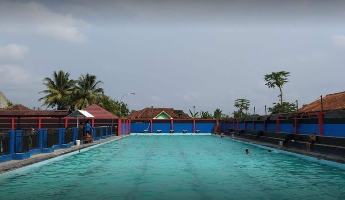 Kolam Renang Tirta Adi Pradana, 1. Watersplash Indihiang, 2. Kolam Renang Aboh, 3. Kolam Renang Asia Dahada, 4. Kolam Renang Tirta Sukapura, 5. Kolam Renang Ma’arif, 6. Kolam Renang Tirta Adi Pradana, 7. Teejay Water Park, 8. Kolam Renang Tirta Alam, 9. Taman Rekreasi Mangkubumi Indah, 10. Karang Resik Waterpark, 11. Pasir Pataya, 12. Ampera Waterpark, 13. Kolam Renang Grand Mayasari Estate, 14. Kolam renang segleng AL-HAYYU