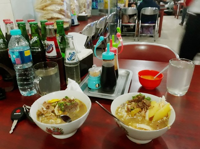 Soto Ayam Lombok Sejak 1955 Tom Grudo, 1. Bakso President, 2. Soto Ayam Lombok Sejak 1955, 3. Ronde Titoni, 4. Rumah Makan Kertanegara, 5. Rumah Makan Cairo, 6. STMJ Pak Sentot, 7. Pos Ketan Legenda 1967 Suhat, 8. Rawon Djenggot, 9. Warung Malam Pak Gatot, 10. Depot Mie Gadjah Mada, 11. Warung Subuh, 12. Sego Goreng Resek (Pak Man), 13. Bakso Prima Cak Herman, 14. Nasi Goreng Jumbo Pak Dji, 15. Sego Ceker Glintung, 16. Tahu Lontong Lonceng, 17. Ceker Setan, 18. Tahwa Agus, 19. Nasi Rawon Pecel Campur Mbak Ten, 20. Tahu Telur Bareng, 21. Puthu Lanang Celaket, 22. Sate Landak Pakis – Depot Sate Bu Ria, 23. Warung Malam Pecel & Rawon Ngaglik , 24. Jagung Bakar & STMJ Jaya Abadi, 25. Sentra Kuliner Sriwijaya, 26. Mie Iblis, 27. Nasi Mawut Pak Iwan, 28. Rumah Makan Inggil, 29. Warung Makan 24 Jam Rawon Cak Wan, 30. Rawon Pak Jenggot, 31. Rawon Pak Jenggot