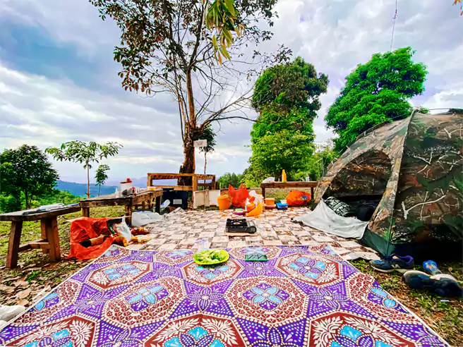 Tinambung Highland Gowa sumber foto Dossiers, 1. Hutan Pinus Malino, 2. Lembanna, 3. Lembah Ramma, 4. Lembah Loe, 5. Danau Tanralili, 6. Jungle Camp, 7. Lembah Hijau Camp &amp; Resort, 8. Parabus Camp, 9. Tinambung Highland Gowa, 10. Puntiung – Bissolloro Camping, 11. Hutan Pinus Rita Malompoa Bissoloro