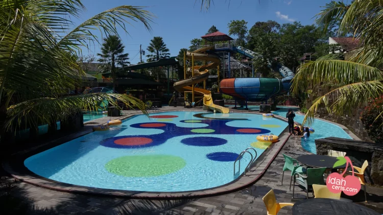 Serayu Waterpark via Idahceris, 1. Kolam Renang Serulingmas, 2. Kolam Renang Adipasir Utara, 3. Kolam Renang Loka Tirta, 4. Kolam Renang Tirtayasa, 5. Kolam Renang Tirta Teja, 6. Kolam Renang D’Giana, 7. Surya Yudha Park, 8. Kolam Renang Cangkring, 9. Serayu Waterpark, 10. D’Qiano Hot Spring Waterpark, 11. MINORIA WATER PARK, 12. KOLAM CINTA PETUGURAN, 13. KOLAM RENANG UMAH SAWAH KALISENGGE GUMELEM WETAN, 14. KOLAM RENANG TIRTA SUMBER REJA