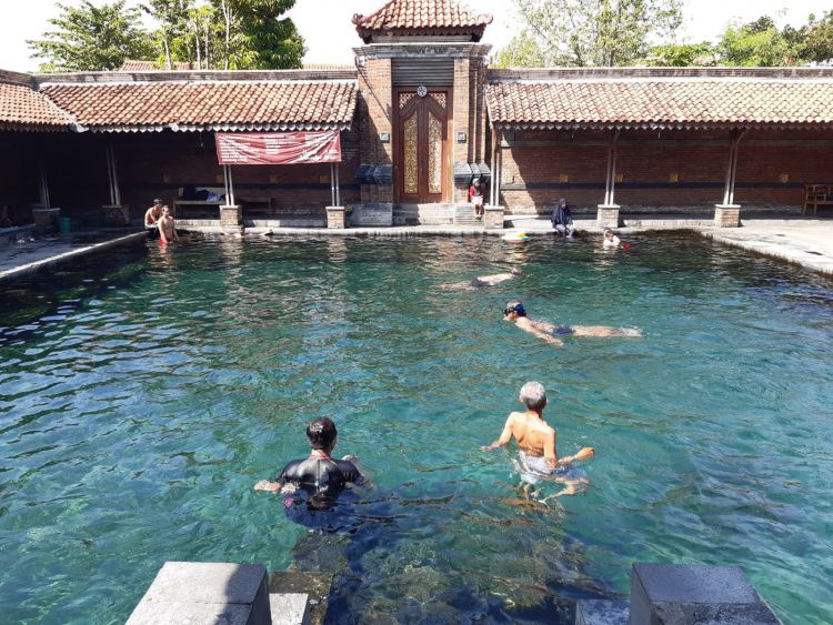 Umbul Tirtomulyo via Joglosemar News, 1. Waduk Cengklik Park, 2. Pemandian Umbul Sewu Pengging, 3. Lembah Gunung Madu, 4. Air Terjun Kedung Kayang, 5. Pemandian Tlatar, 6. Taman Pandanalas Boyolali, 7. Trekking Gunung Merbabu, 8. Candi Lawang Cepogo , 9. Candi Sari Cepogo Temple , 10. Waduk Kedung Ombo, 11. New Selo, 12. Cepogo Cheese Park, 13. Waduk Klego Desa Bade, 14. Tirto Marto Pengging Boyolali, 15. Bukit Gancik Selo Boyolali, 16. Wisata Alam Panorama, 17. Umbul Tirtomulyo, 18. Taman Petruk, 19. Alun-alun Kidul Boyolali, 20. Embung Manajar, 21. Watu Blerek, 22. Kebun Raya Indrokilo, 23. Museum R. Hamong Wardoyo, 24. Restu Wijaya Waterboom, 25. Umbul Langse, 26. Kedung Goro , 27. Bukit Batur Sel, 28. Tikungan Cinta, 29. Patung Arjuna Wijaya , 30. Brown Canyon, 31. Makam Ki Ageng Kebo Kenanga Boyolali, 32. Makam Ki Ageng Singoprono Boyolali, 33. Masjid Cipto Mulyo Pengging Boyolali, 34. Oemah Bamboo Merapi, 35. Pura Bawana Tata, 36. Kedung Cinta, 37. Kedung Celeng , 38. Jumbleng Biru, 39. Air Terjun Watu Tibo, 40. Taman Alam Surapanta, 41. Jembatan Gantung Jrakah, 42. Kampung Wisata Dangean, 43. Bukit Kinasih, 44. Air Terjun Semuncar